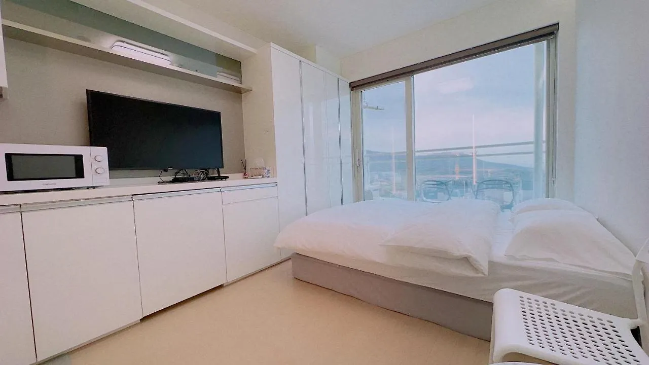 Shine Hotel Incheon Airport 0*,