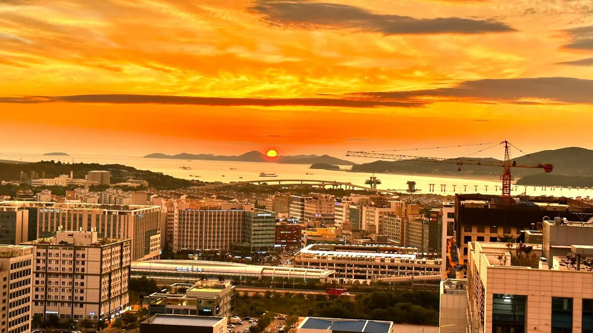 Shine Hotel Incheon Airport 아파트호텔